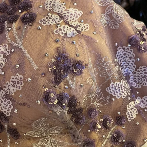 New women Sz 14 Beaded sophisticated gown - Picture 10 of 13